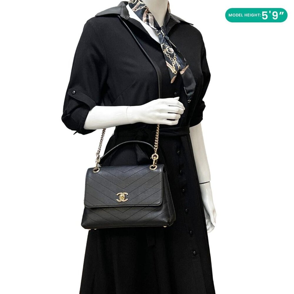 Chanel  Chic Small Chevron Calfskin Leather Top Handle Crossbody Bag Black - Picture 2 of 11